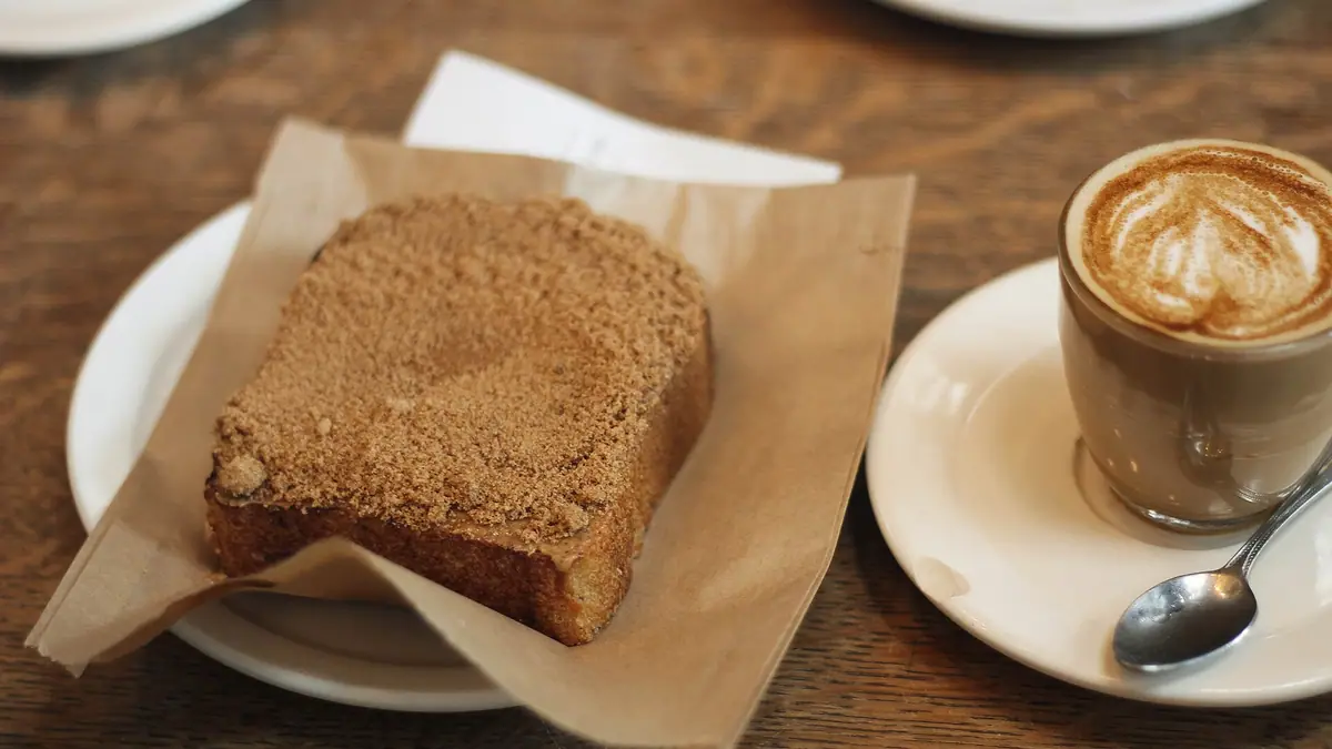 Lily's Waffles and Crêpes – bakery & café in Stratford-upon-Avon town centre